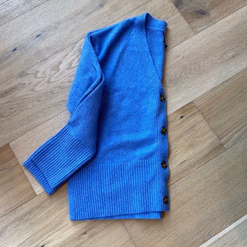 Gap Sweater